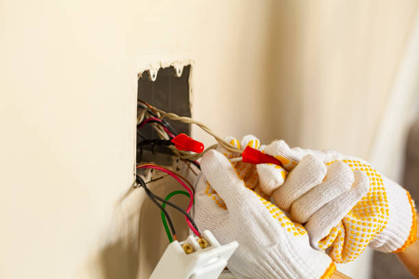 Best Circuit Breaker Installation and Repair  in Green Tree, PA